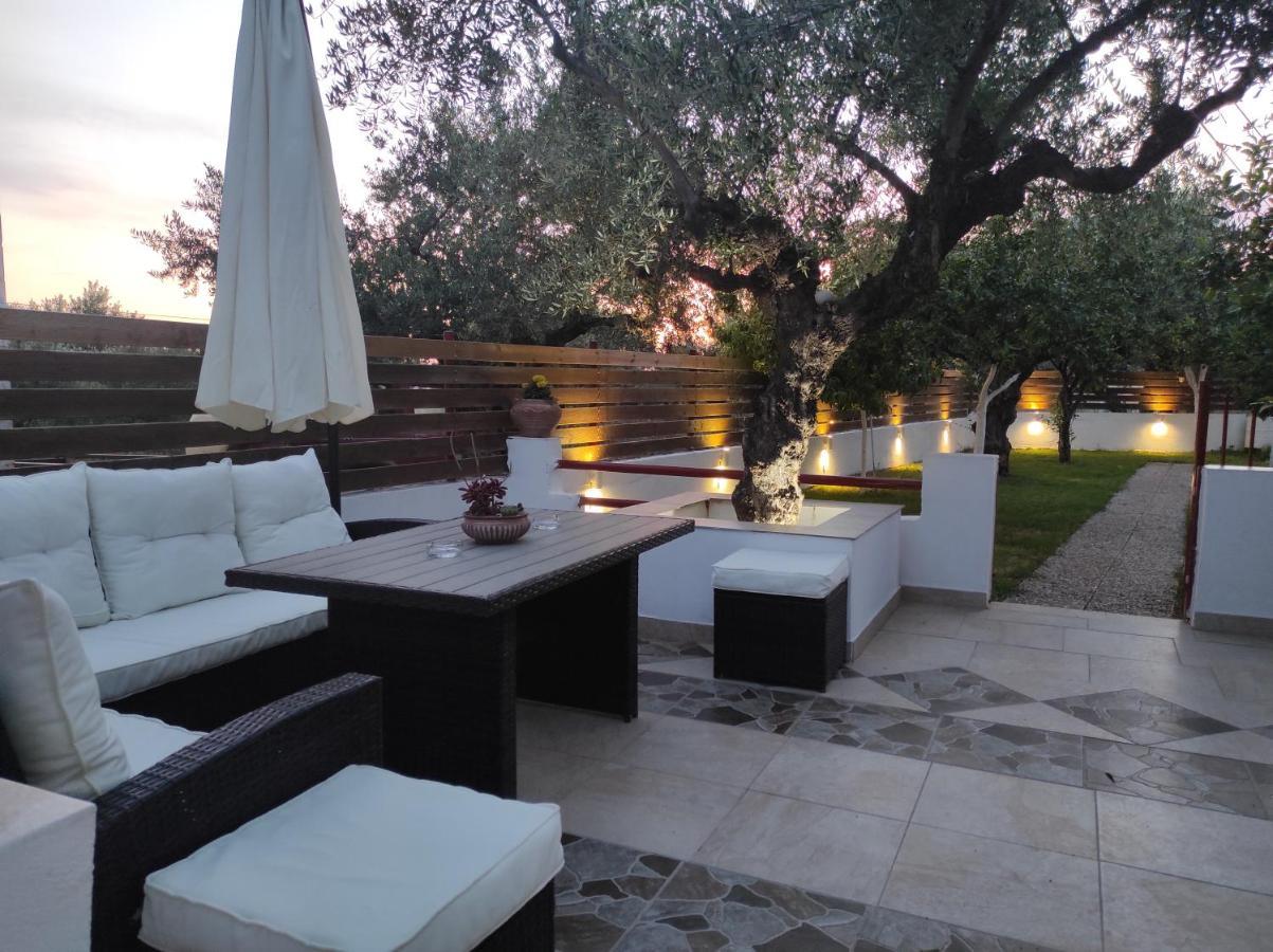George'S Houses Riglia Екстер'єр фото