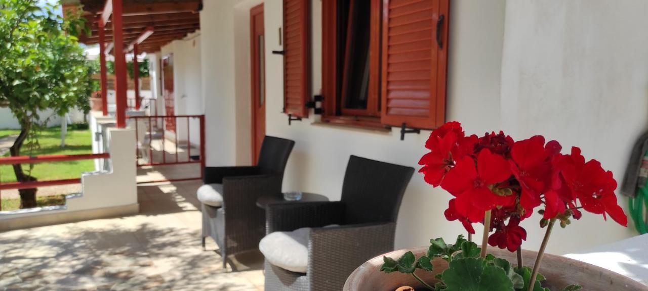 George'S Houses Riglia Екстер'єр фото