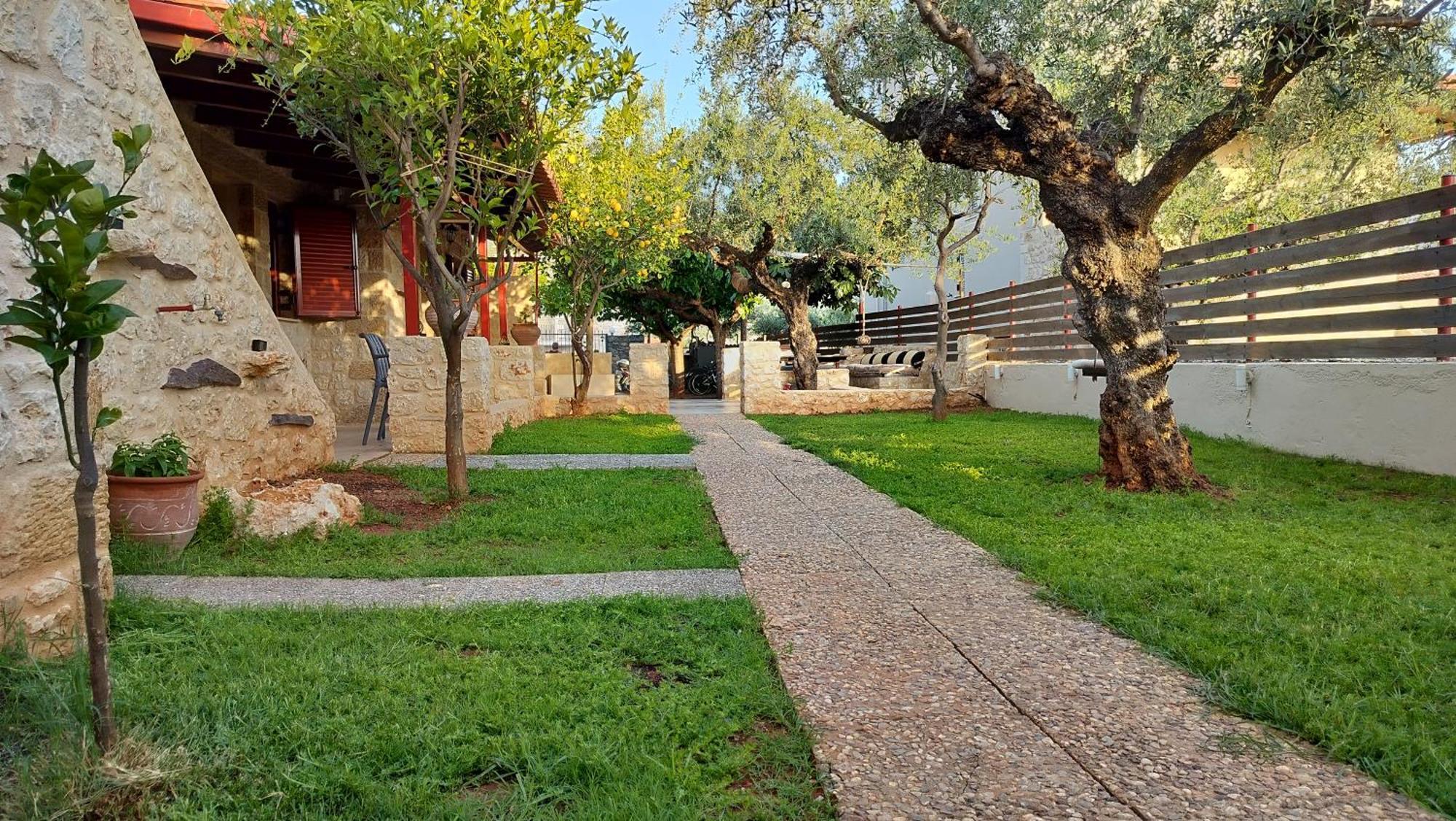 George'S Houses Riglia Екстер'єр фото